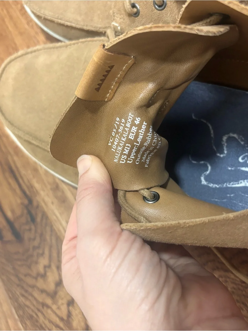 OluKai Nalukai Kala Suede Chukka Boot - Tan